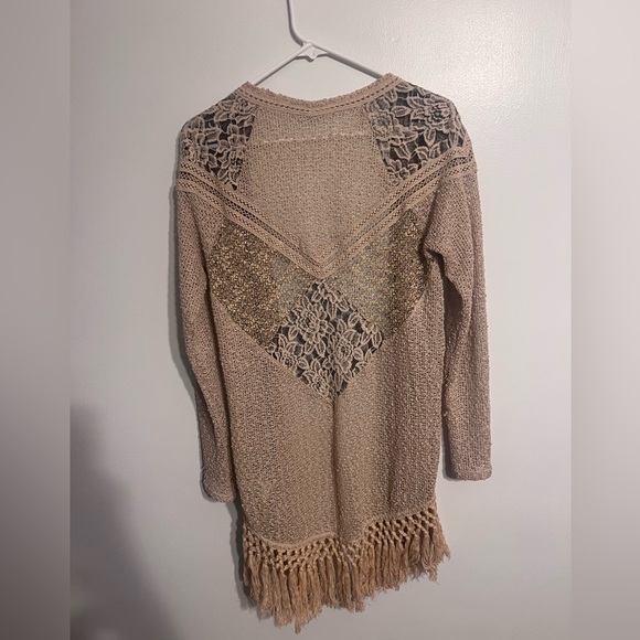 Sz A Miss Me sweater with fringe and lace - Picture 3 of 12